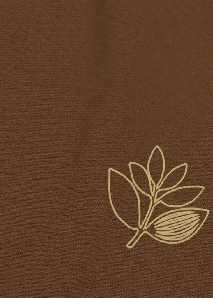 Magenta - Magenta Outline T-Shirt Hazelnut